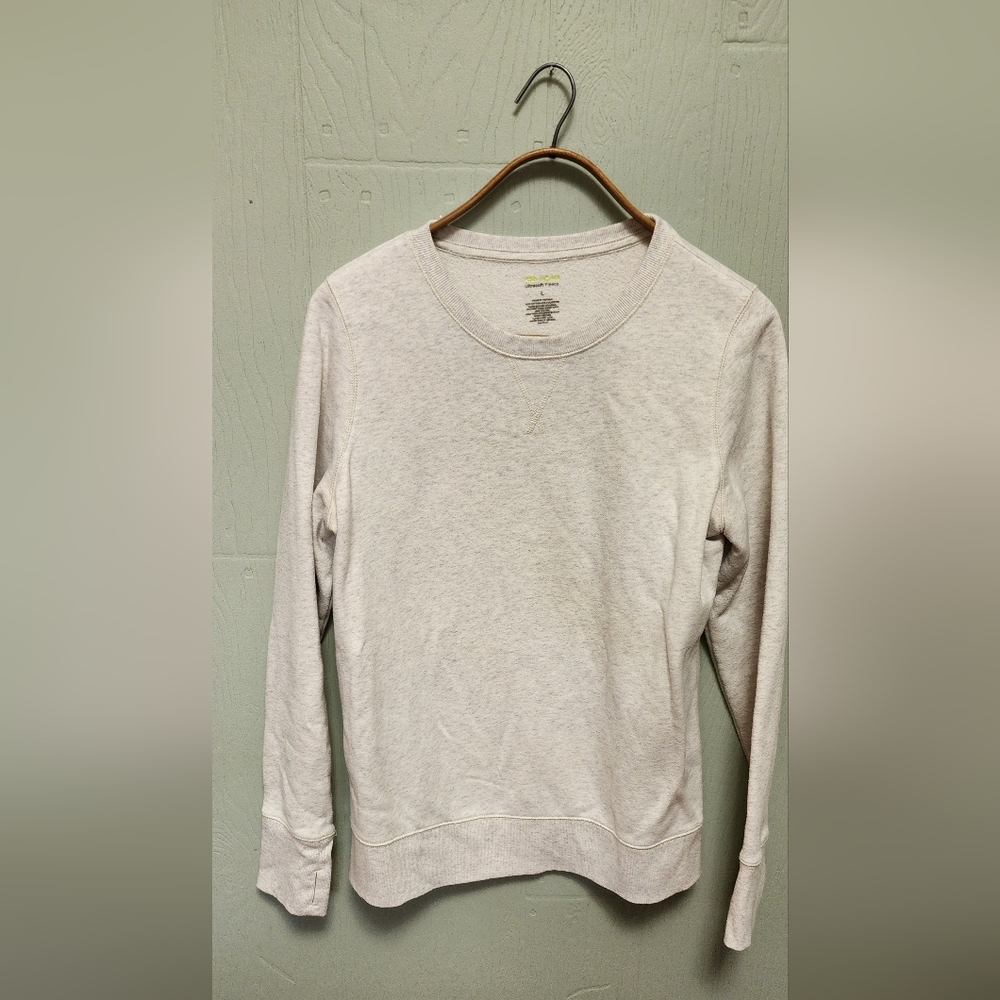 Tek GEAR Cream Crewneck Sweatshirt